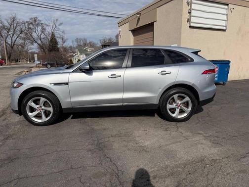 2018 Jaguar F-PACE 30t Premium