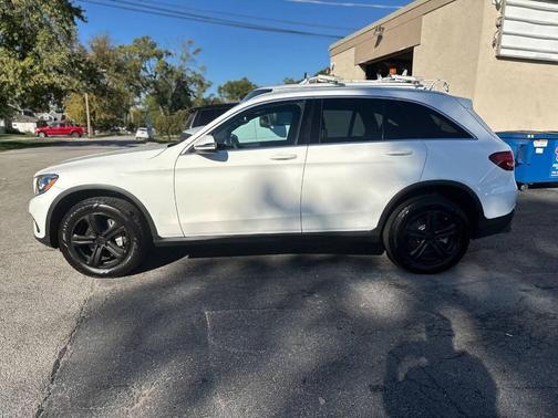 2018 Mercedes-Benz GLC 300 Base