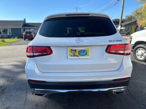 2018 Mercedes-Benz GLC 300 Base