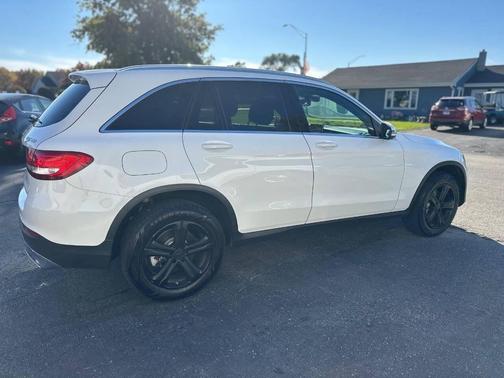 2018 Mercedes-Benz GLC 300 Base