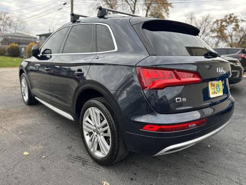 2020 Audi Q5 45 Premium Plus