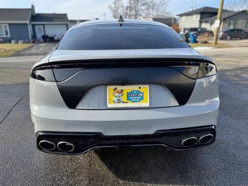 2023 Kia Stinger GT2