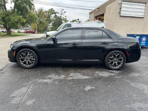 2015 Chrysler 300 S
