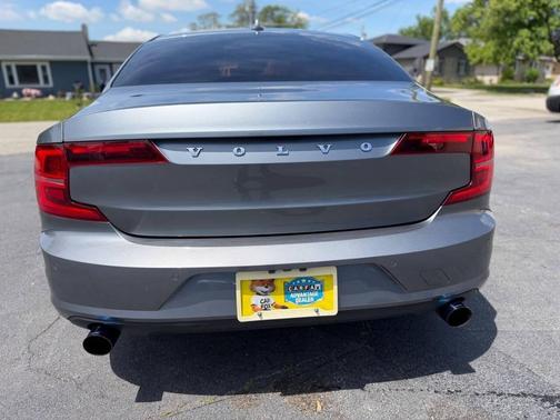 Osmium Grey Metallic 2017 Volvo S90 T5 Momentum