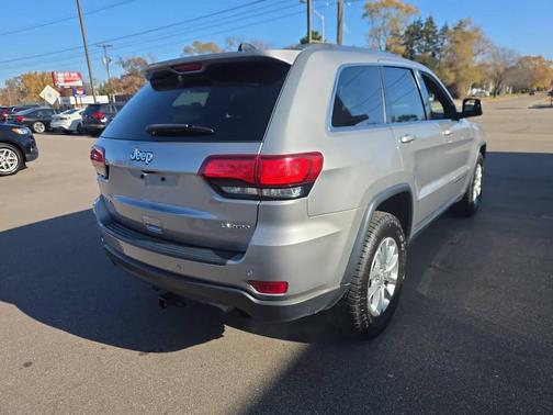 2021 Jeep Grand Cherokee Laredo