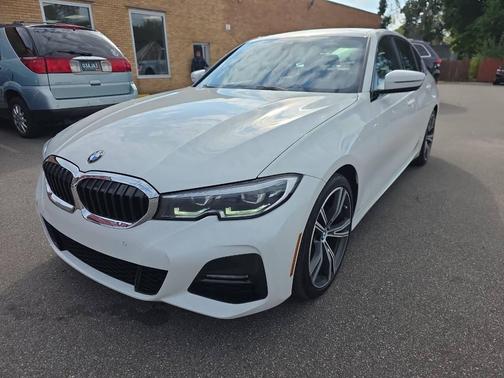 2020 BMW 330 xDrive