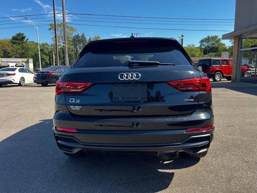 2021 Audi Q3 45 S line Premium Plus