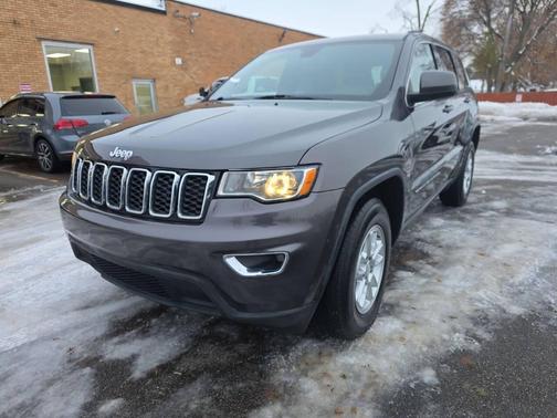 2019 Jeep Grand Cherokee Laredo