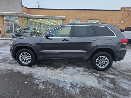 2019 Jeep Grand Cherokee Laredo