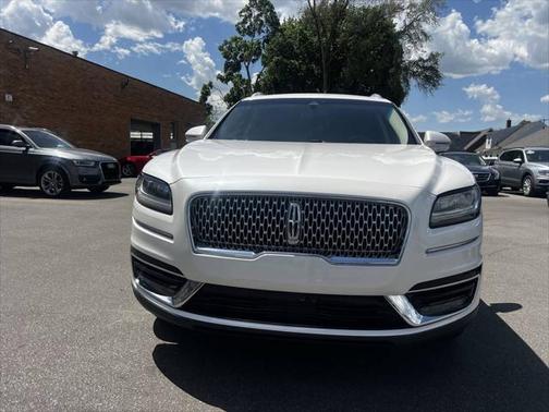 2019 Lincoln Nautilus Select