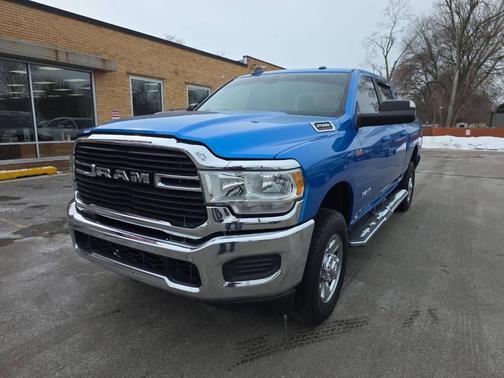 2021 RAM 2500 Big Horn Crew Cab 4x4 6'4' Box