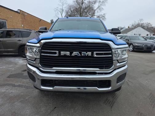 2021 RAM 2500 Big Horn Crew Cab 4x4 6'4' Box