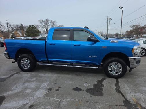 2021 RAM 2500 Big Horn Crew Cab 4x4 6'4' Box