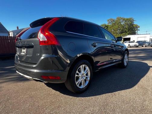 2015 Volvo XC60 T5 Platinum