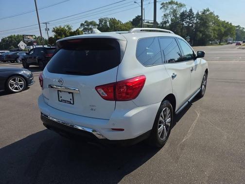 2020 Nissan Pathfinder SV 4WD
