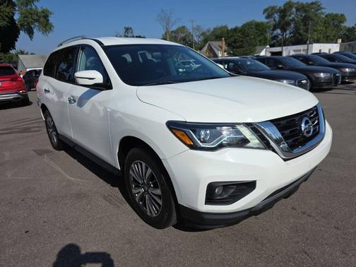 2020 Nissan Pathfinder SV 4WD