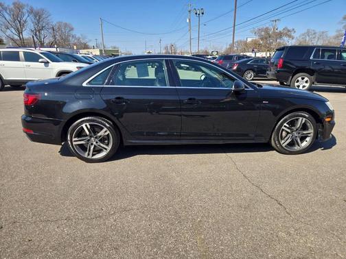 Mythos Black Metallic 2018 Audi A4 2.0T Premium Plus