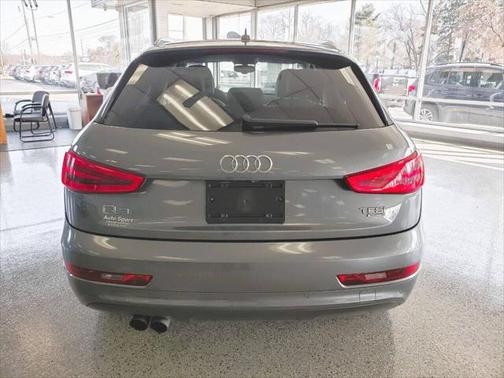 2015 Audi Q3 2.0T Prestige