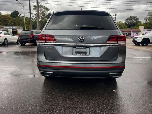 2021 Volkswagen Atlas 3.6L SE w/Technology