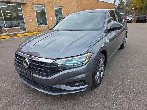 2019 Volkswagen Jetta 1.4T R-Line