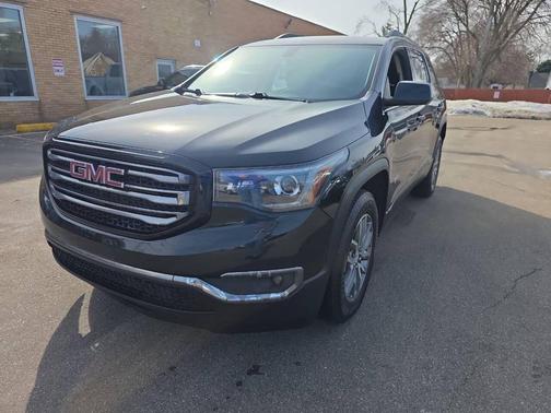 2018 GMC Acadia SLE-2