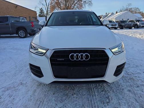 2017 Audi Q3 2.0T Premium