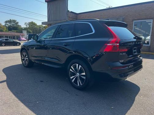 2023 Volvo XC60 B5 Core