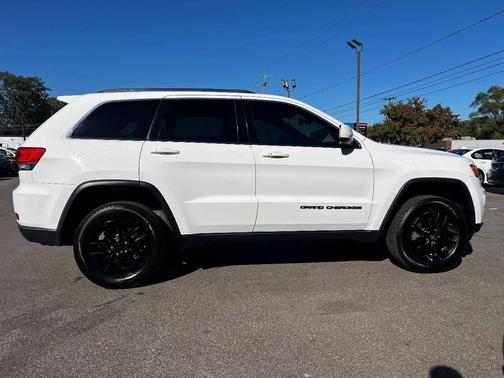 2019 Jeep Grand Cherokee Laredo