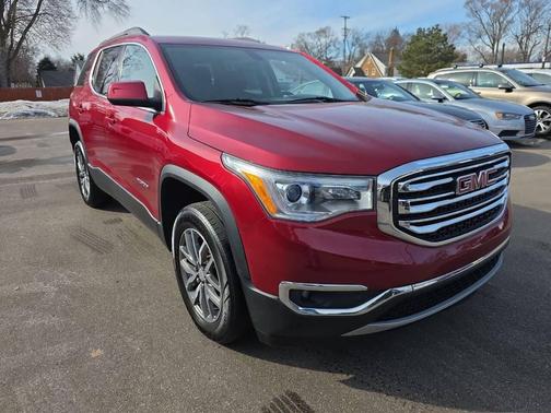 2019 GMC Acadia SLE-2