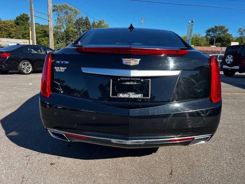 2017 Cadillac XTS Luxury