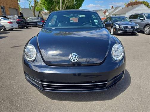 2016 Volkswagen Beetle 1.8T Wolfsburg Edition w/PZEV