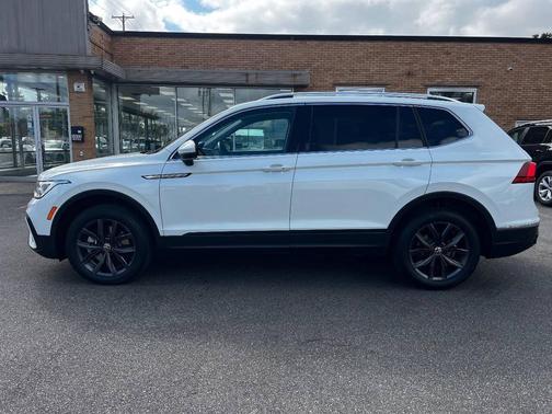 2023 Volkswagen Tiguan 2.0T SE 4MOTION