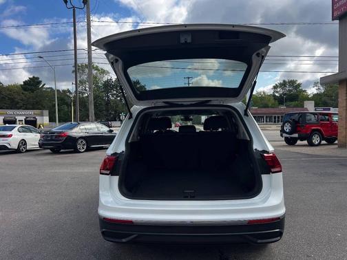 2023 Volkswagen Tiguan 2.0T SE 4MOTION
