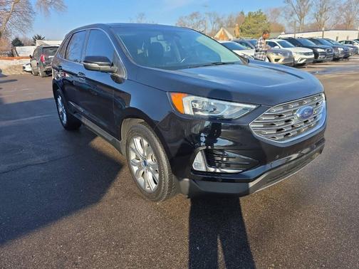 2021 Ford Edge Titanium