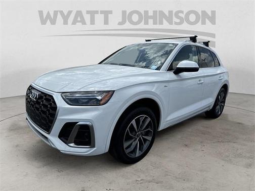 2022 Audi Q5 45 S line Premium Plus