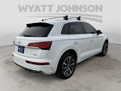 2022 Audi Q5 45 S line Premium Plus