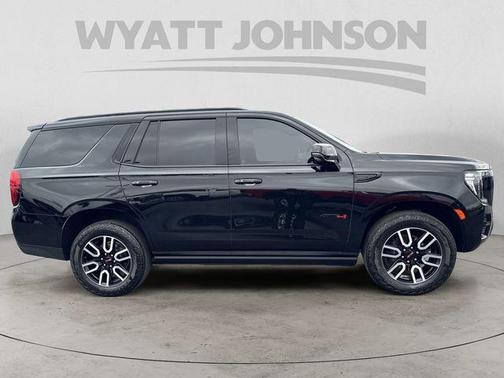 2023 GMC Yukon 4WD AT4