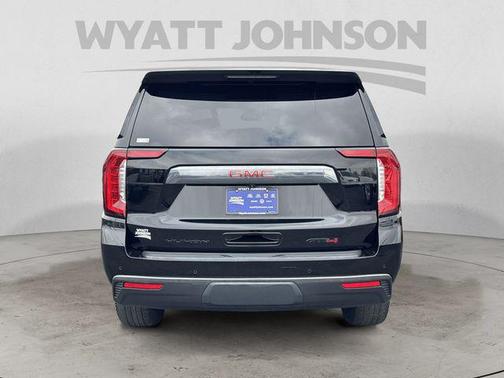2023 GMC Yukon 4WD AT4