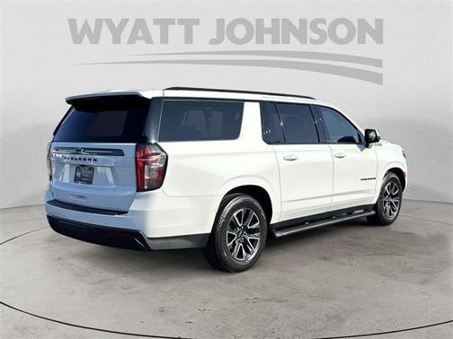 2022 Chevrolet Suburban 4WD Z71