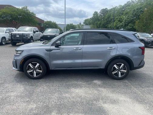 2023 Kia Sorento S