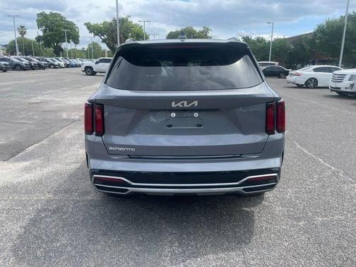 2023 Kia Sorento S