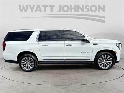 2022 GMC Yukon XL Denali