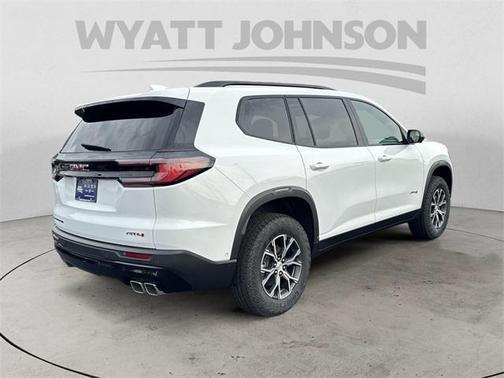 2025 GMC Acadia AWD AT4