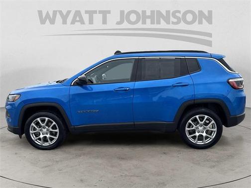2024 Jeep Compass Latitude Lux