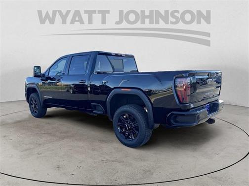 2026 GMC Sierra 2500 AT4