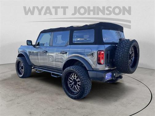 2022 Ford Bronco Base