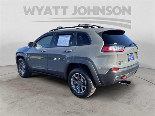 2022 Jeep Cherokee Trailhawk