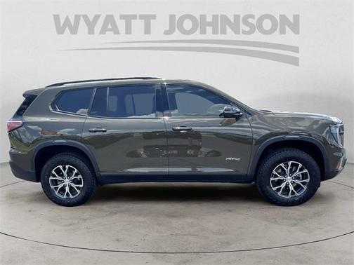 2025 GMC Acadia AWD AT4
