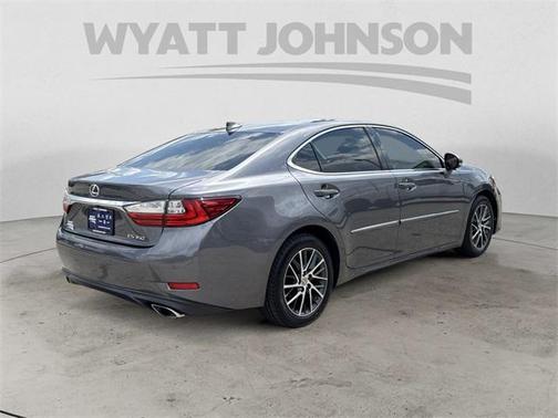 2016 Lexus ES 350 Base