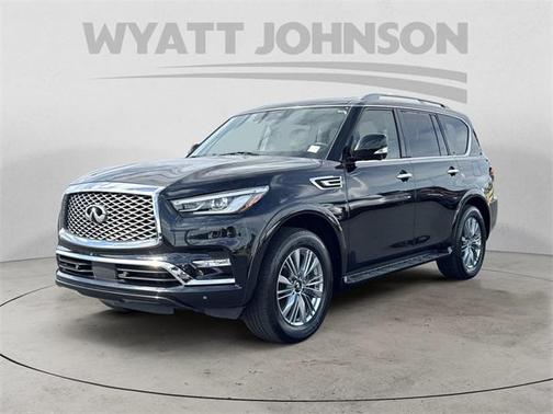 2021 INFINITI QX80 Luxe